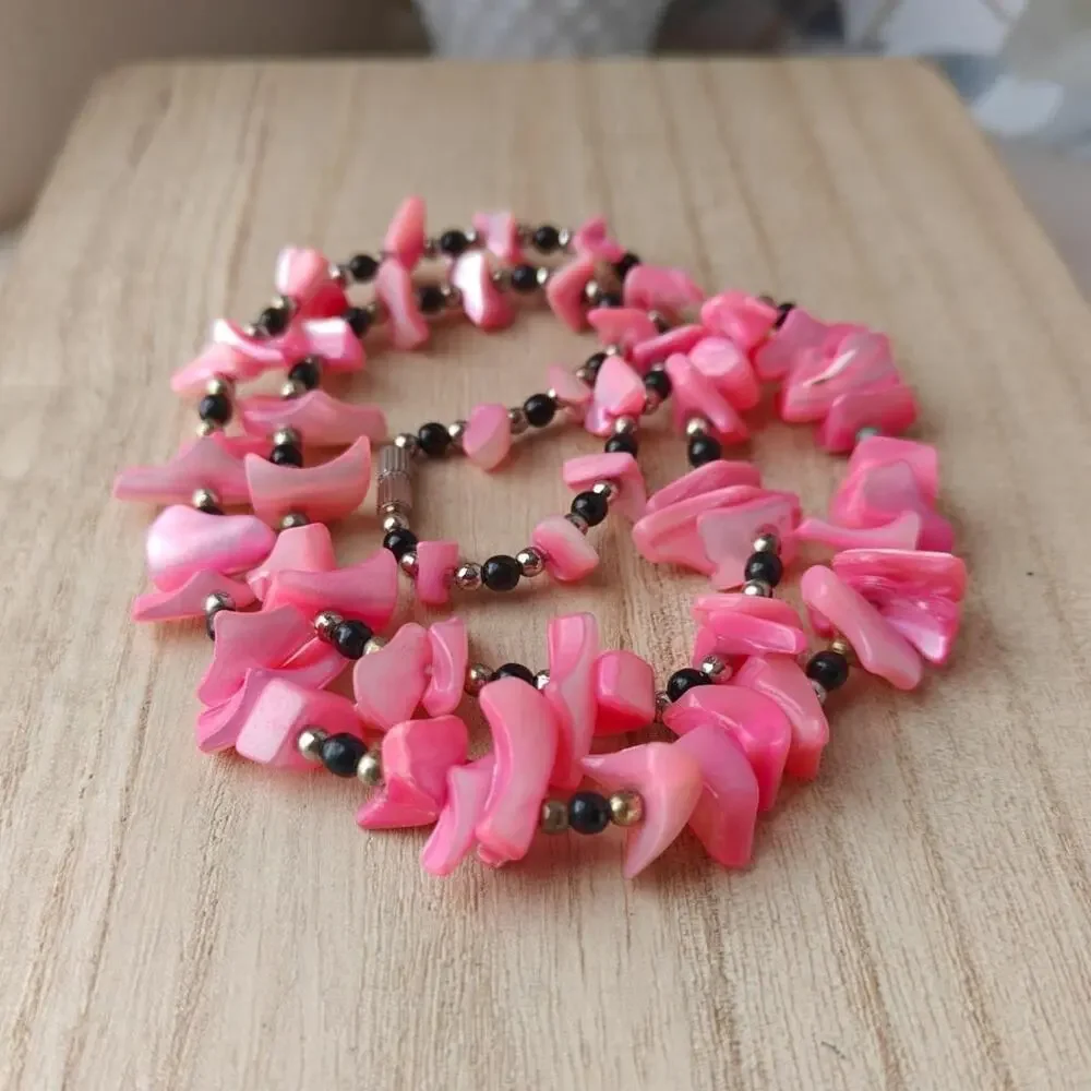 Boho hot pink dyed shell beaded necklace